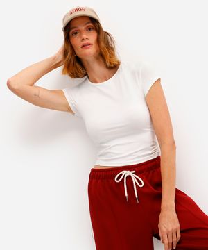 camiseta baby look feminina básica de poliamida off white