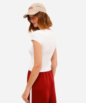 camiseta baby look feminina básica de poliamida off white