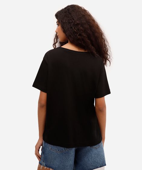 camiseta feminina de algodão peruano básica decote v preta