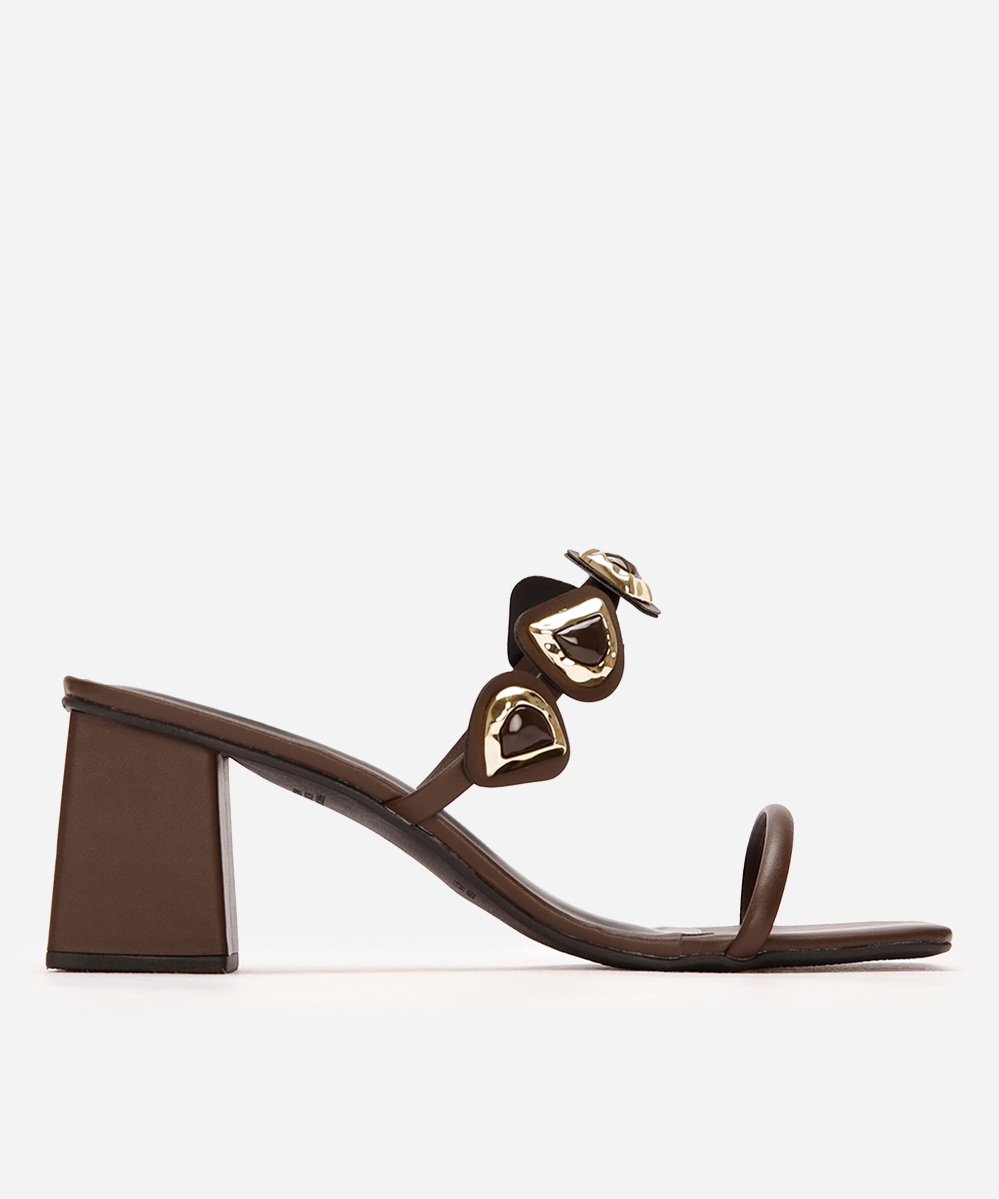 tamanco feminino com metais oneself marrom