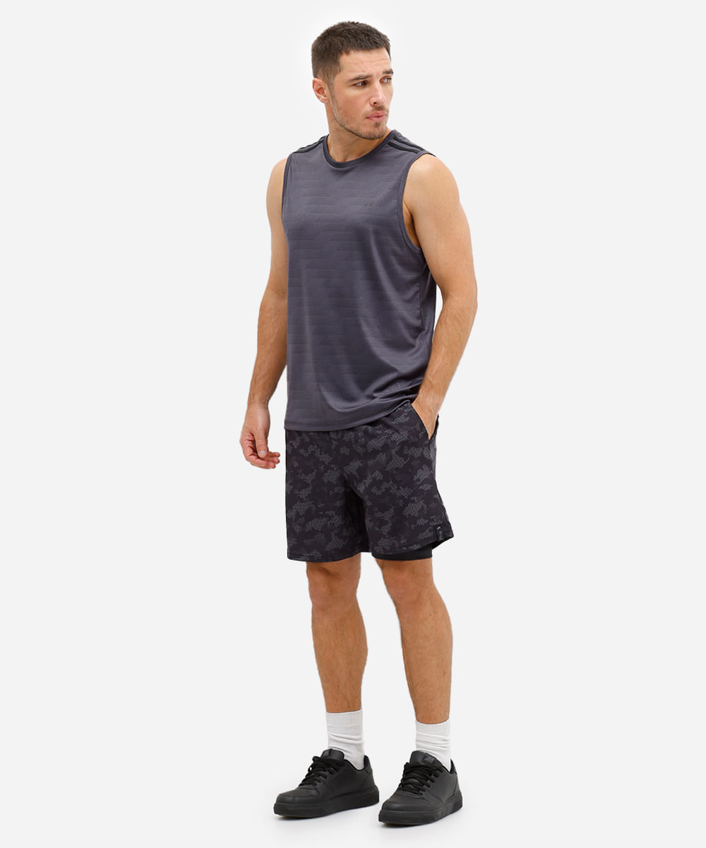 short masculino esportivo com compressão camuflado preto