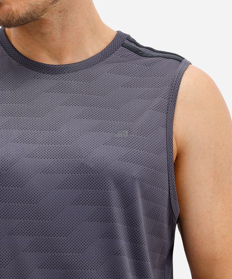 regata esportiva masculina com listras estampada cinza