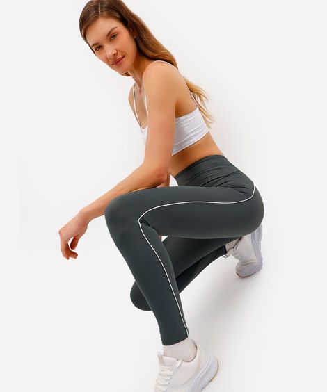 calça legging esportiva com nervuras verde