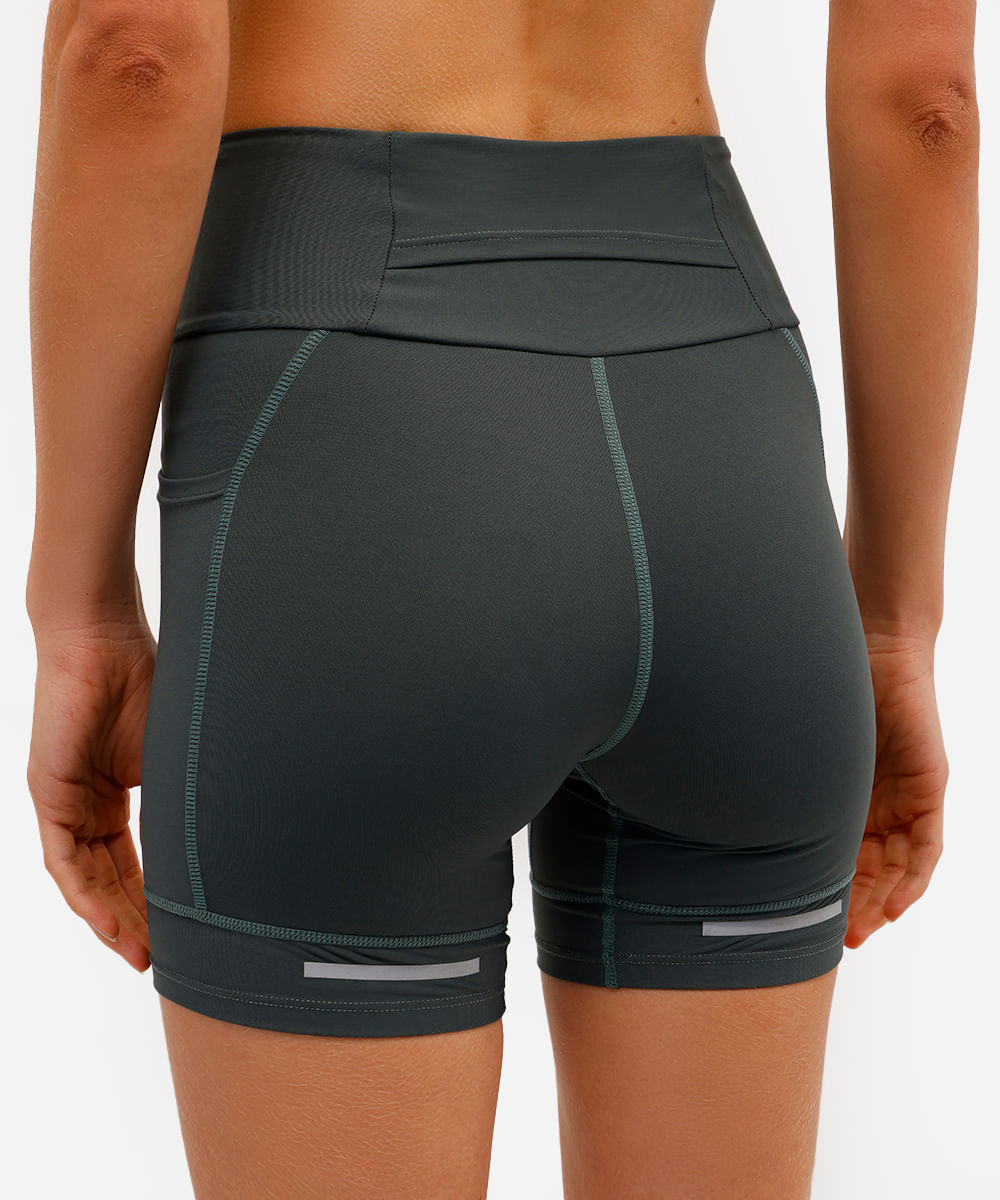 bermuda feminina esportiva com bolsos verde
