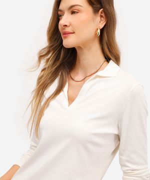 polo básica feminina de algodão peruano decote v off white