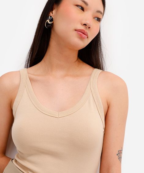 regata básica feminina canelada bege