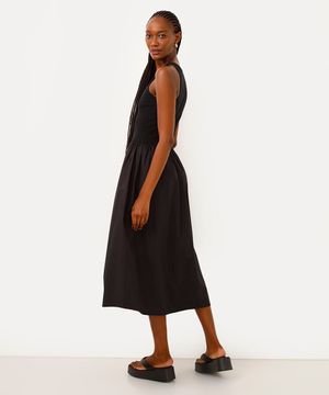 vestido midi canelado saia volumosa - preto