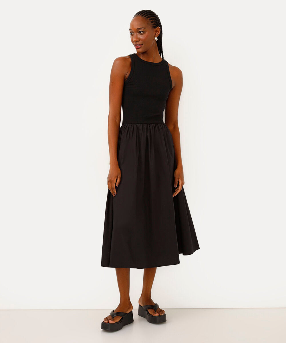vestido midi canelado saia volumosa - preto