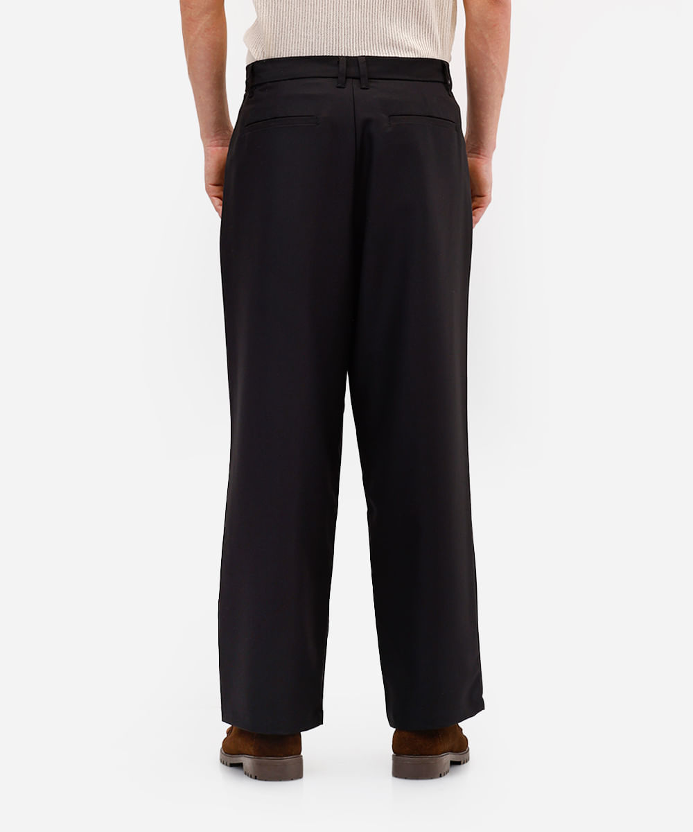 calça masculina de alfaiataria com pregas preta