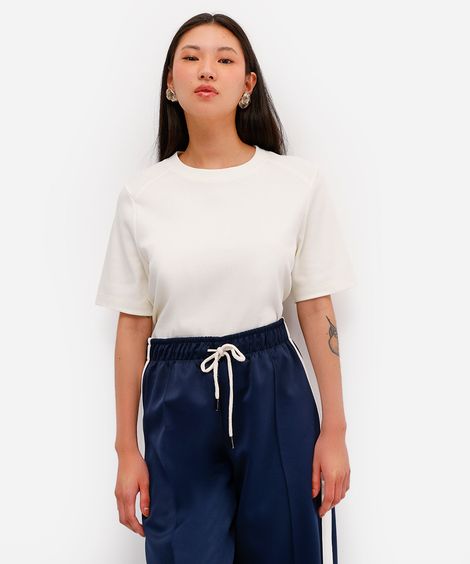 camiseta feminina de algodão peruano oversized com recorte off white