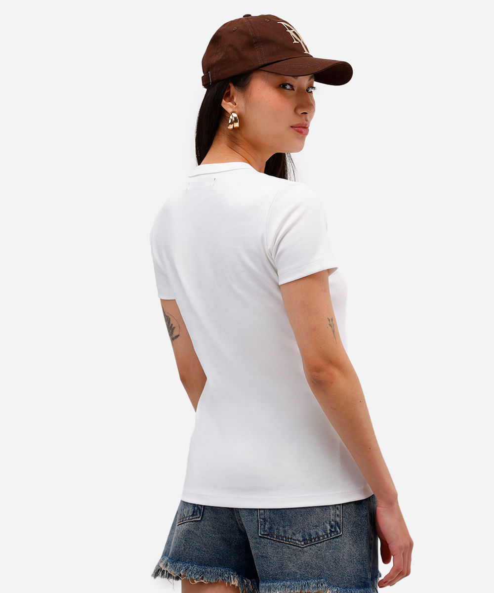 camiseta feminina de algodão peruano off white
