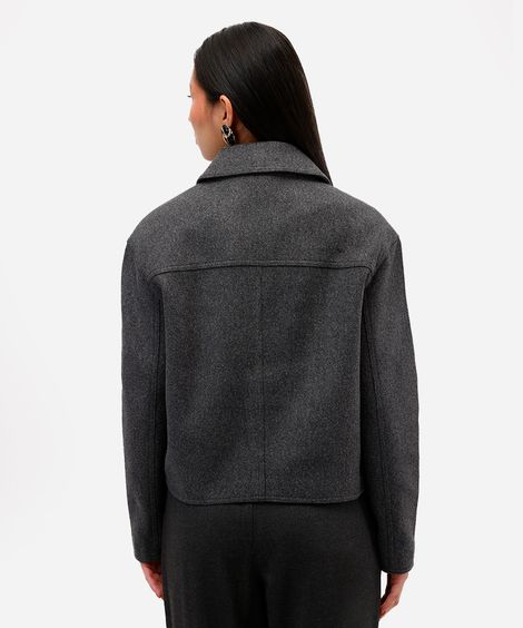 jaqueta feminina com bolsos texturizada cinza