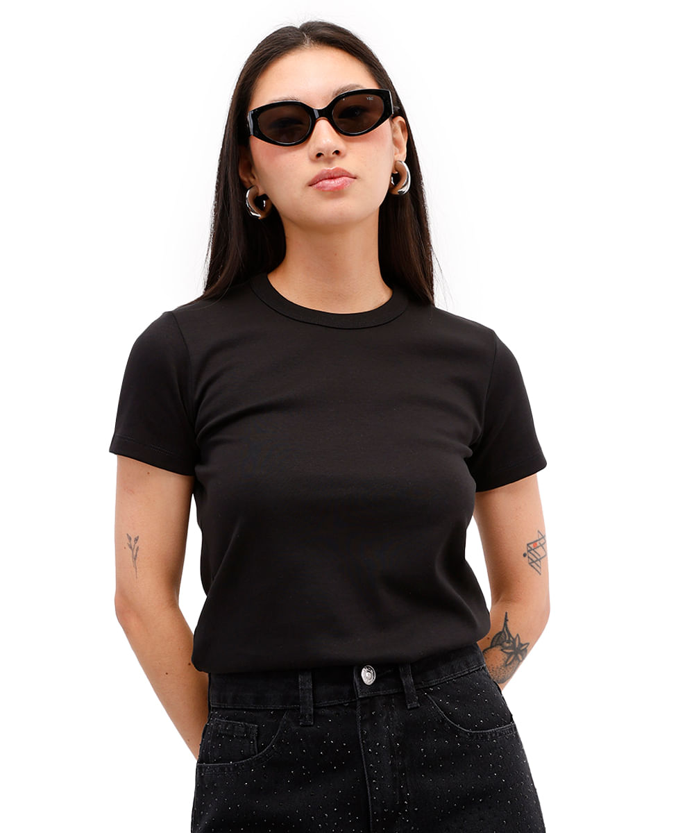 camiseta feminina de algodão peruano preta
