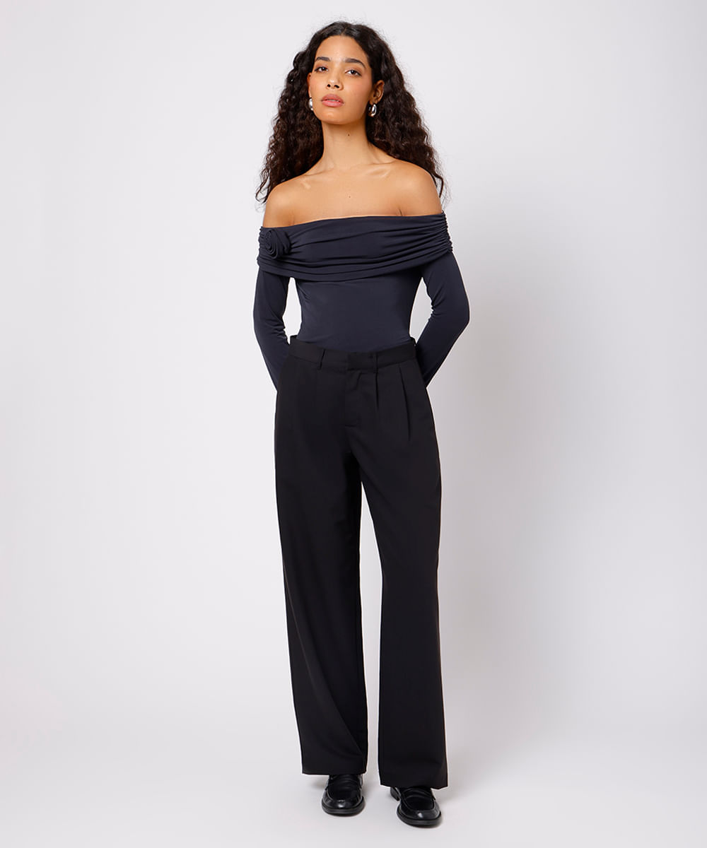 blusa ombro a ombro feminina manga longa floral mindset preta