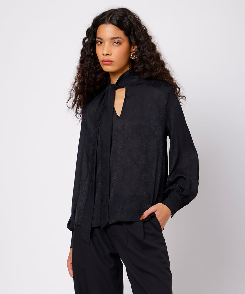 blusa feminina floral texturizada gola laço mindset preta