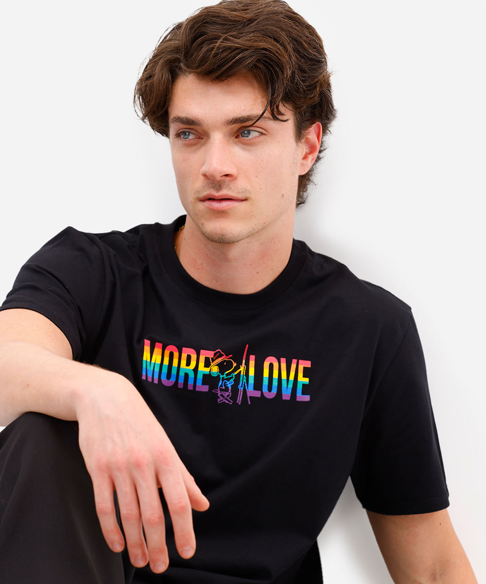 camiseta masculina de algodão snoopy pride preta