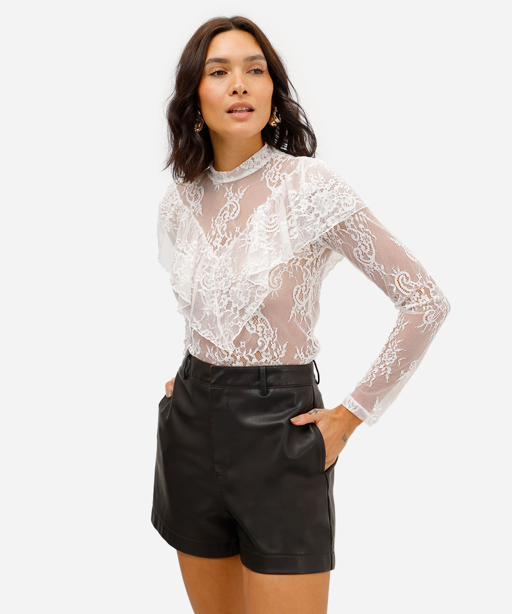bata feminina de renda com babado floral off white