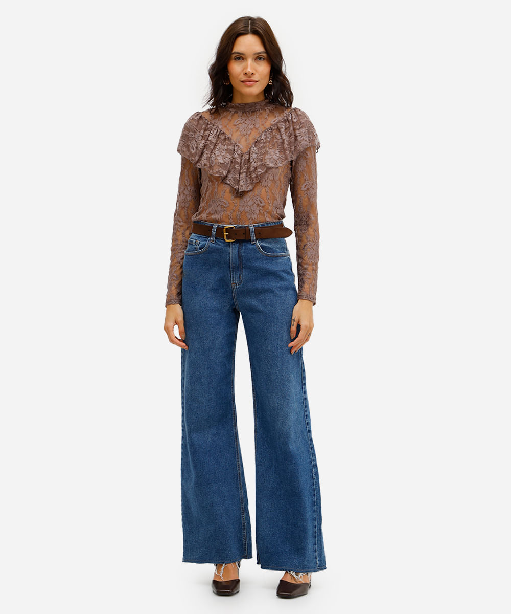 bata feminina de renda com babado floral marrom