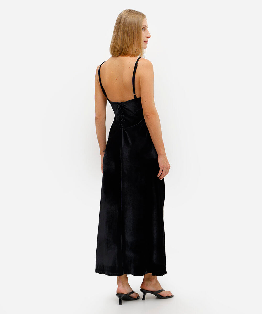 vestido longo feminino de veludo franzido preto