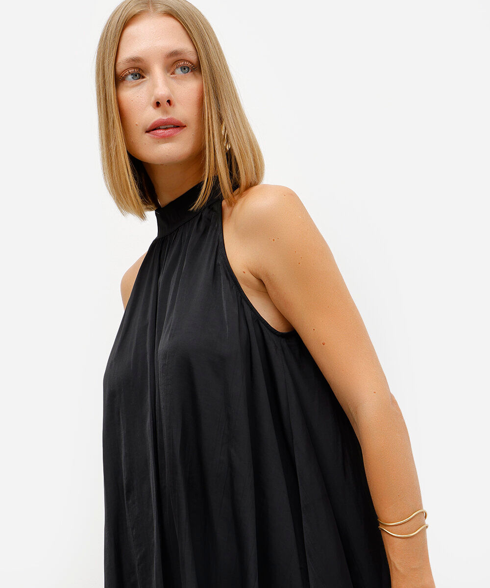 vestido curto feminino acetinado halterneck preto
