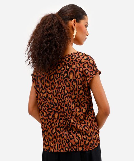 blusa feminina texturizada decote v animal print marrom