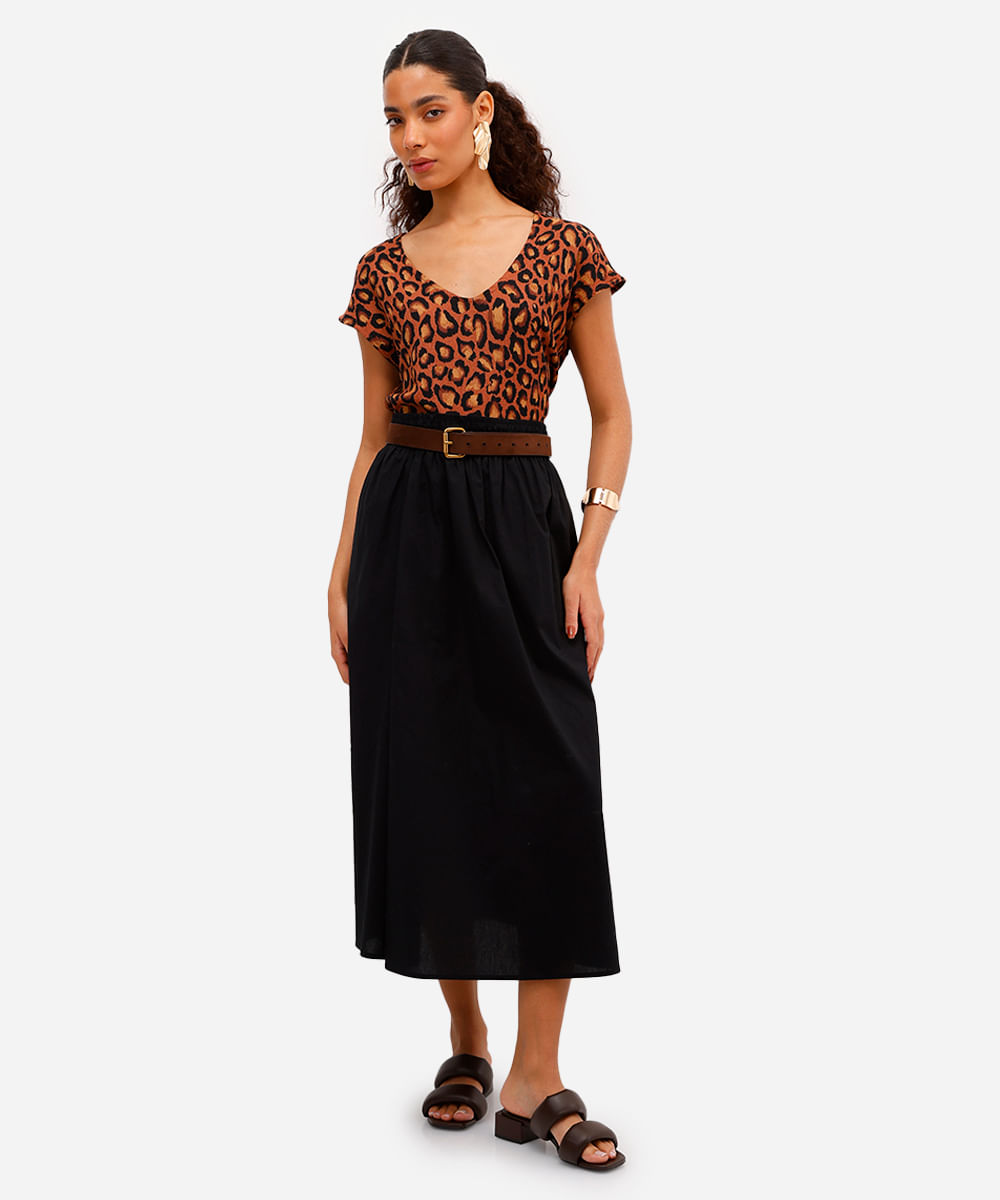blusa feminina texturizada decote v animal print marrom