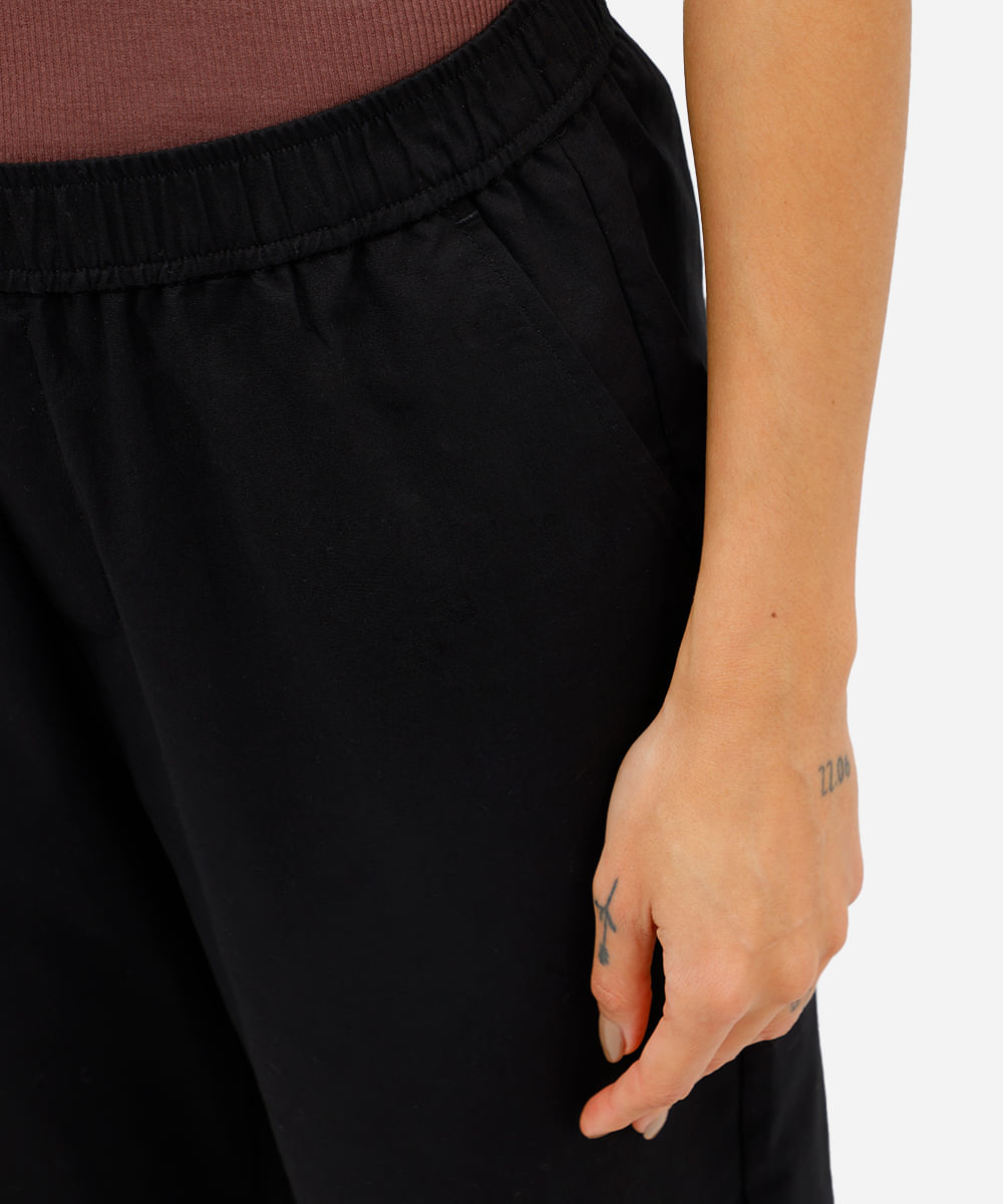 calça reta básica feminina de algodão preta