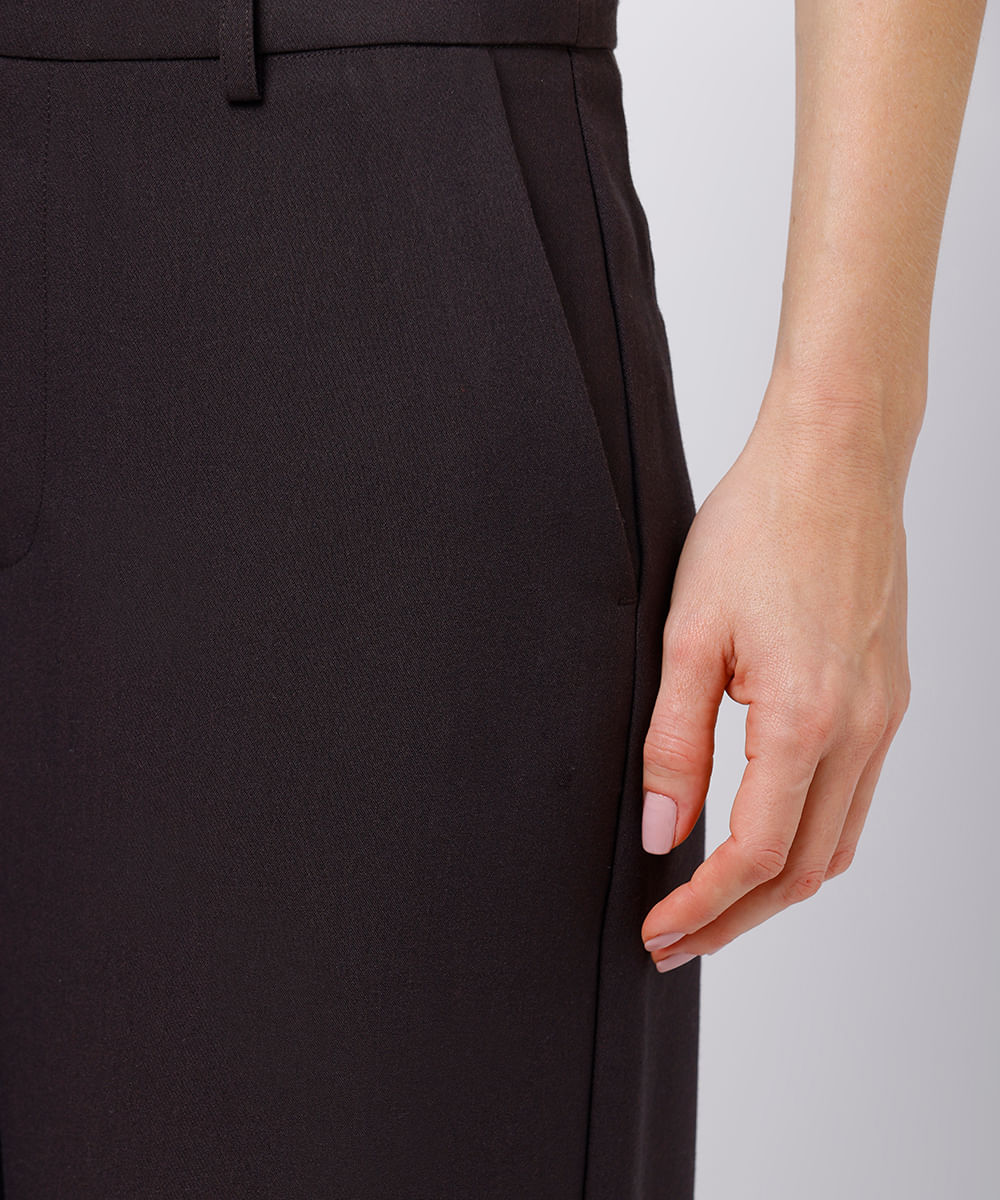 calça reta feminina de alfaiataria mindset marrom