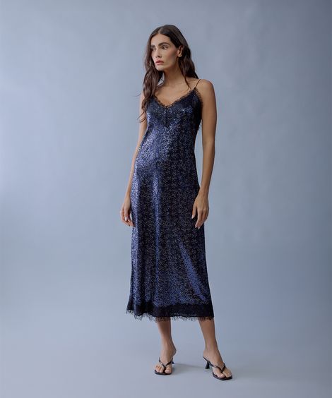 vestido midi feminino de paetê com renda floral mindset azul