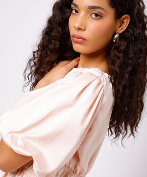 blusa feminina acetinada franzida manga bufante mindset rosa