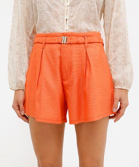 short feminino com linho e cinto laranja