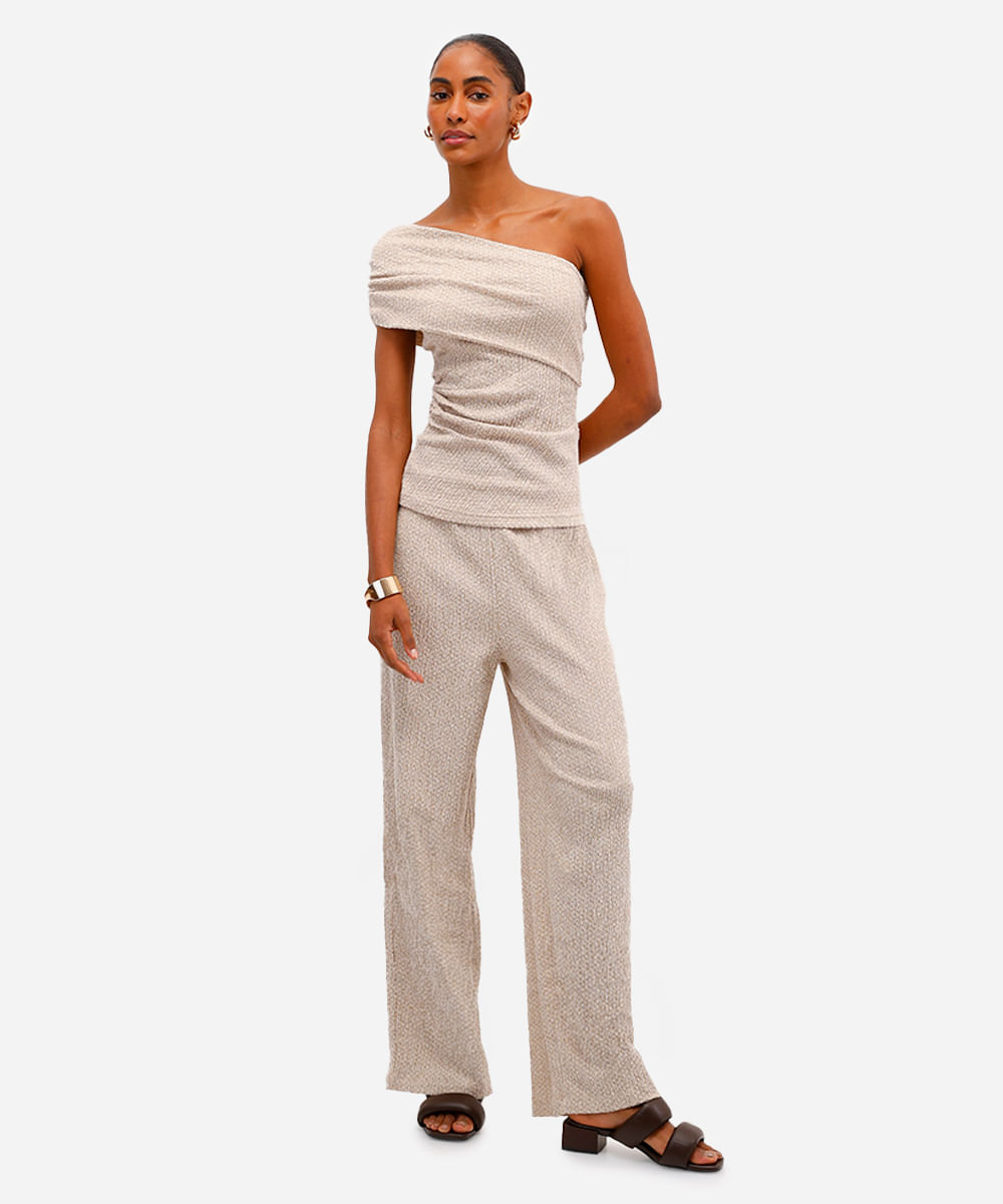 blusa ombro único feminina texturizada - areia