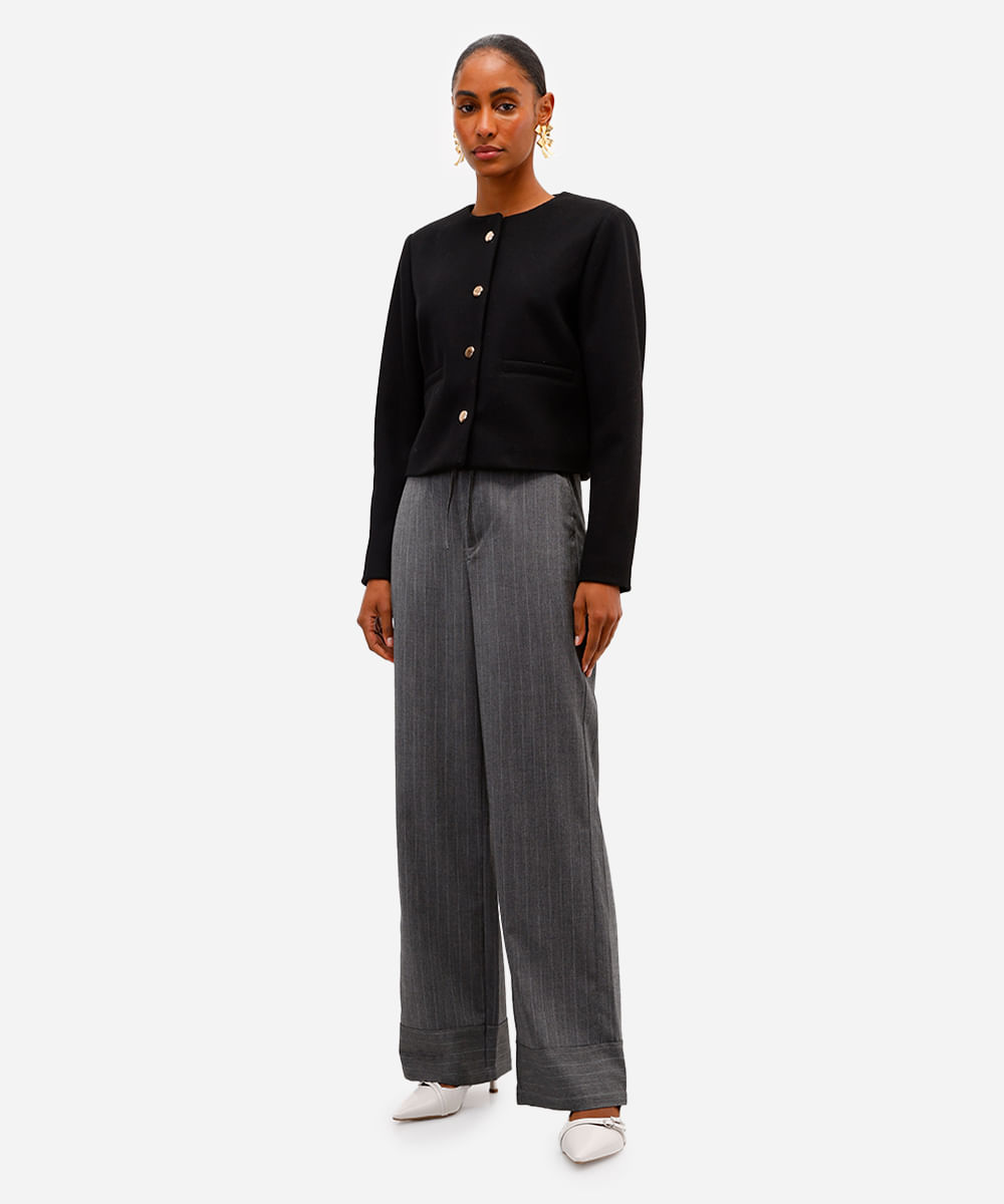 calça de alfaiataria feminina risca de giz cinza
