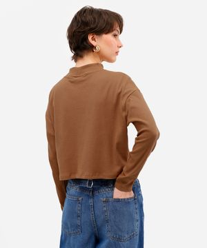 blusa feminina texturizada básica manga longa marrom