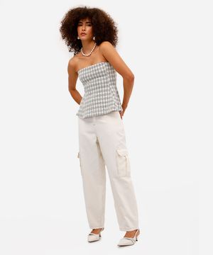 calça balloon feminina de sarja com bolsos cargo off white