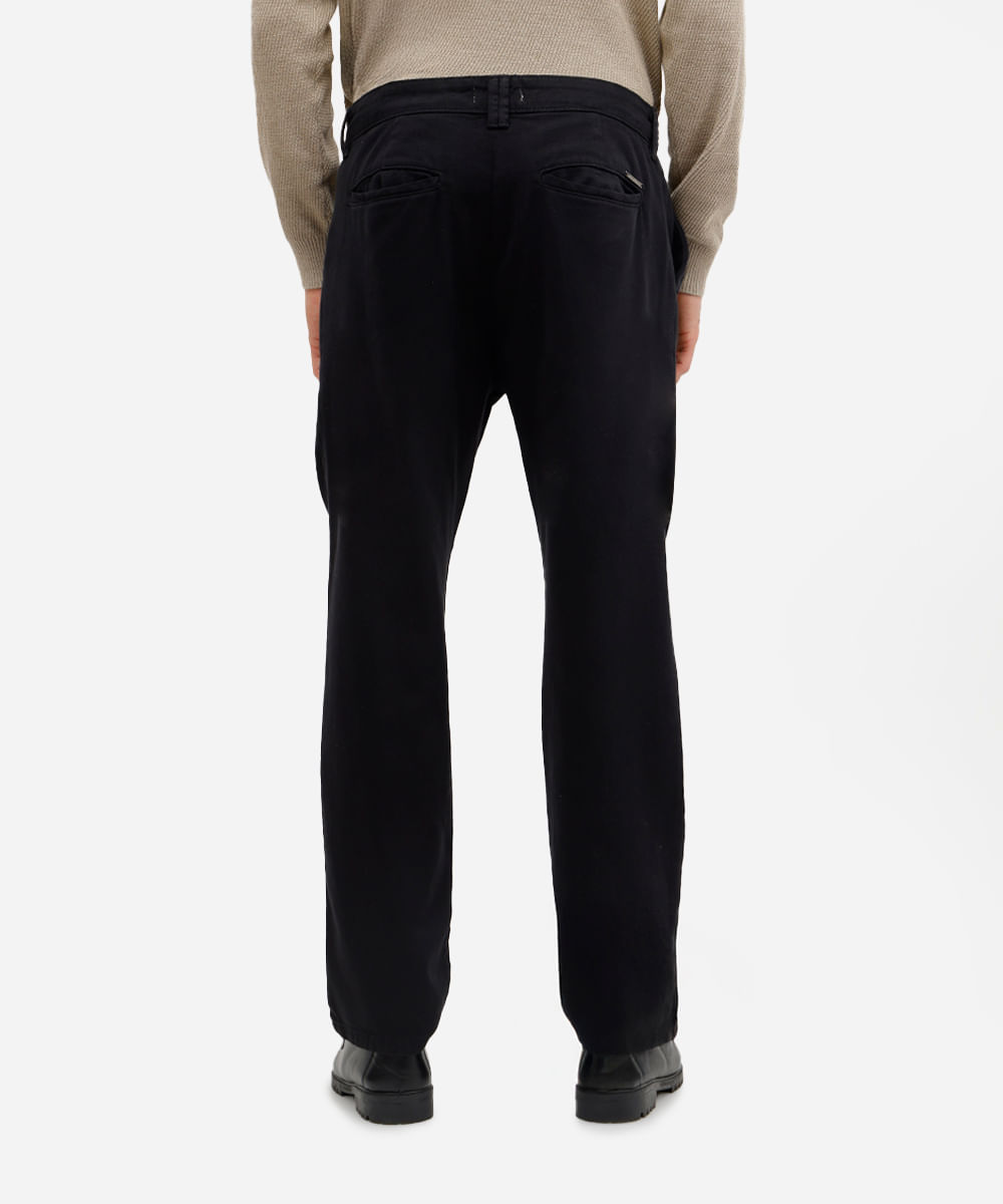 calça chino reta cropped de sarja masculina preta