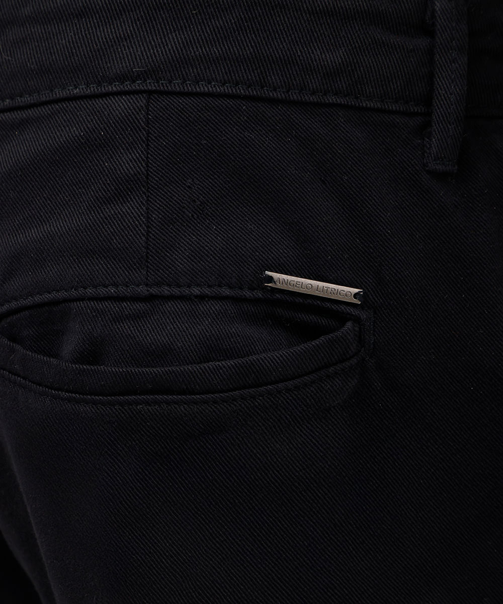 calça chino reta cropped de sarja masculina preta