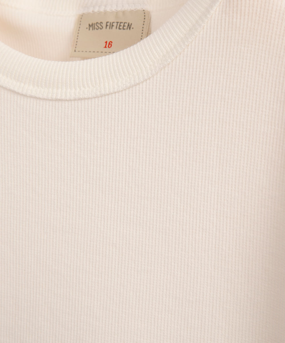camiseta baby look juvenil de algodão canelada off white