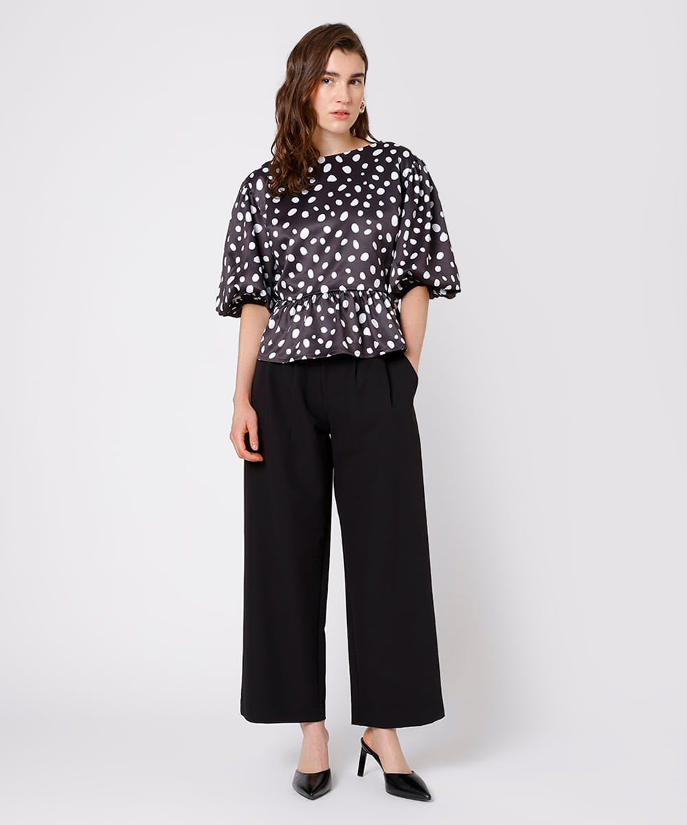 blusa feminina acetinada manga bufante poá  mindset preta