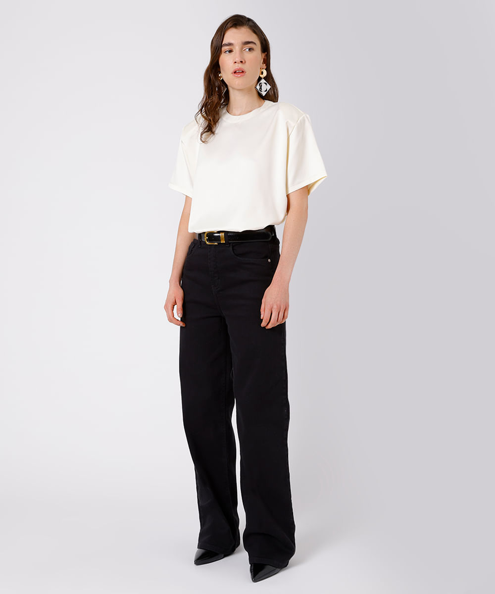 blusa feminina acetinada com ombreira mindset off white
