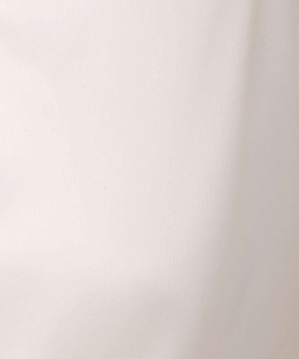 blusa feminina acetinada com ombreira mindset off white