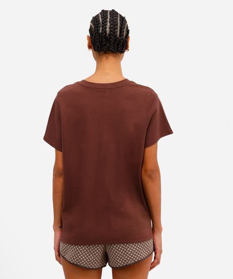 camiseta básica feminina de algodão decote v marrom
