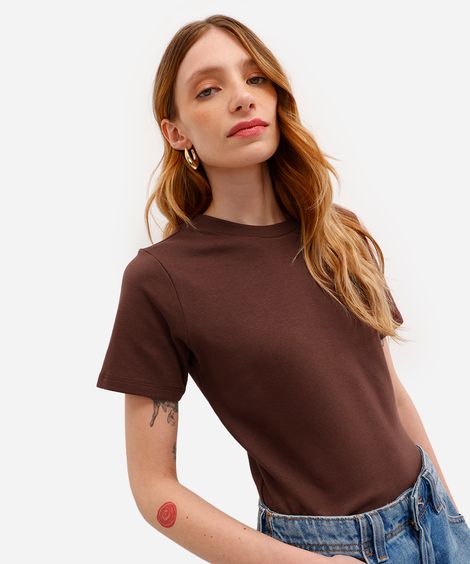 camiseta baby look feminina de algodão básica marrom