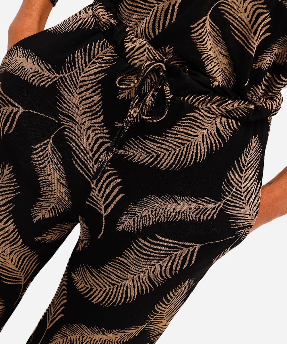 calça feminina de jacquard folhagens preta