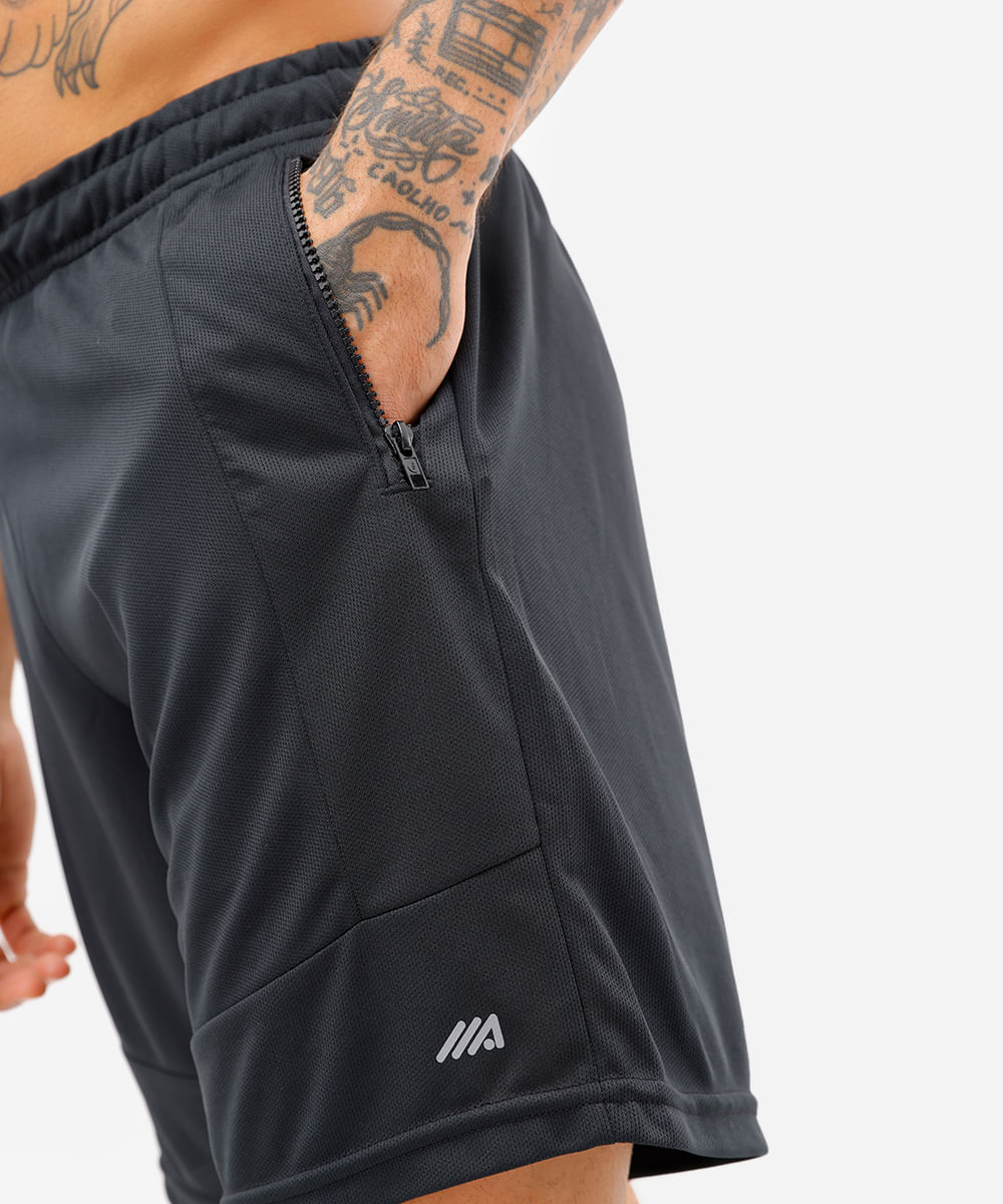 bermuda masculina com recortes preta