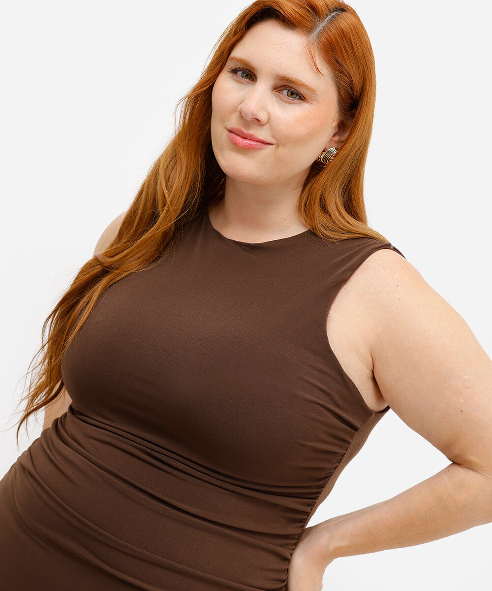 vestido curto feminino franzido mindset plus size marrom