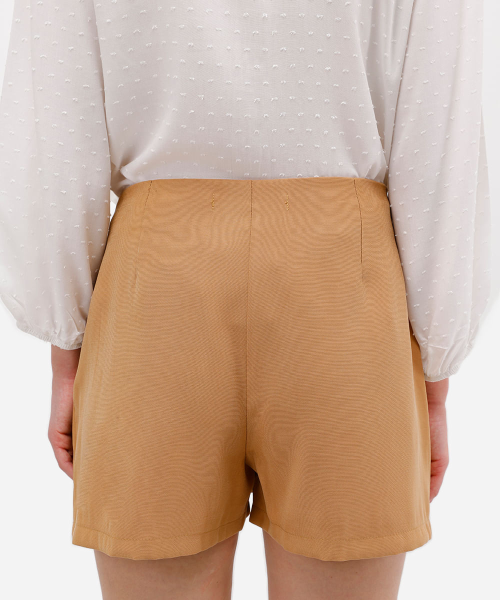 short saia feminino de viscose com pregas bege