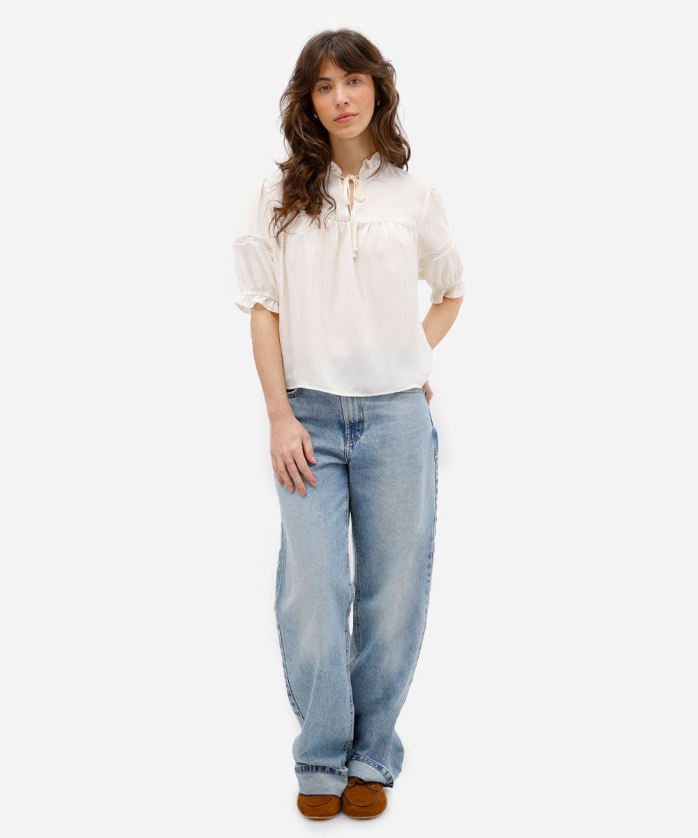 bata feminina manga bufante texturizada bege