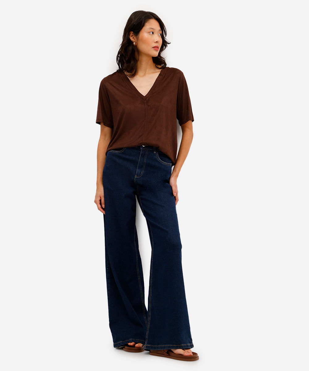 blusa feminina de suede decote v marrom