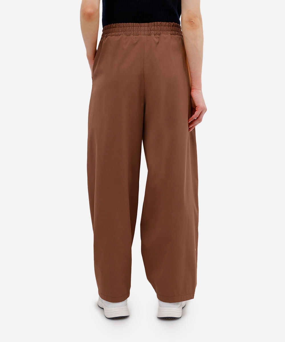calça barrel feminina com pregas cós elástico marrom